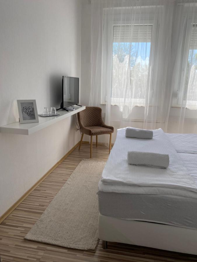 Elmeny Balaton Hotel Альшоэрш Экстерьер фото